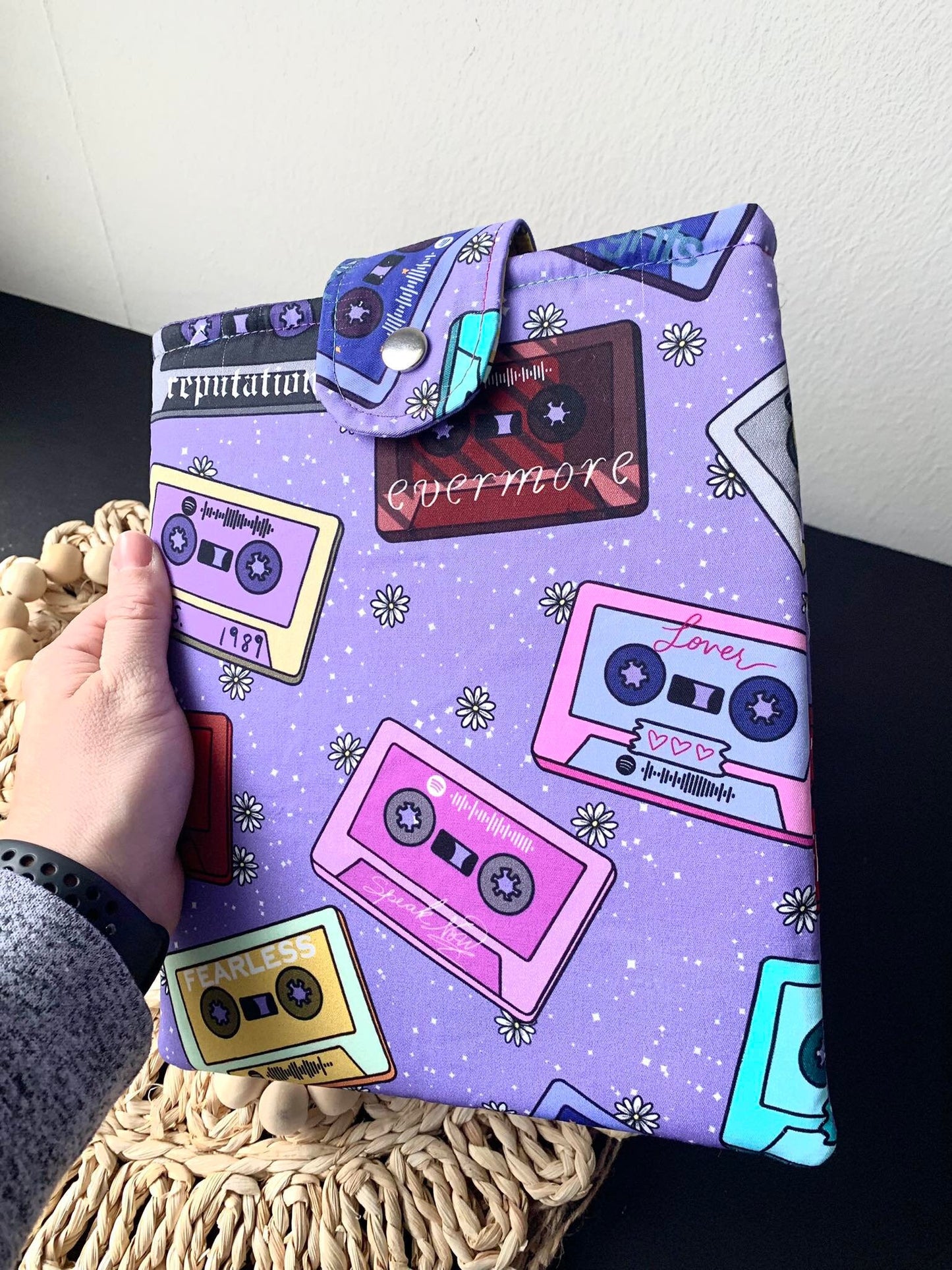 Book Sleeve, Swifty Tunes Cassette  Lined Stylish Protective Stitched Soft Zipper-Free Button Hardcover Bag Bookworm Fabric Case Gift